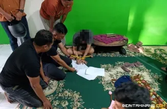Tim Unit Reaksi Cepat (URC) Satuan Reserse Kriminal (Satreskrim) Polres Pasaman Barat berhasil menangkap seorang pria di Nagari Aur Kuning, (24/6)