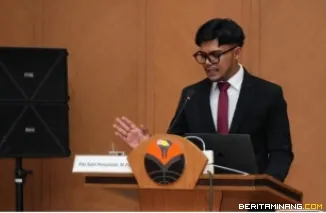 Dr. Piki S. Pernantah, M.Pd. ketika Ujian Promosi Doktor Program Studi S3 Pendidikan IPS, Fakultas Pendidikan Ilmu Pengetahuan Sosial, Universitas Pendidikan Indonesia. Foto: Dok. Pribadi