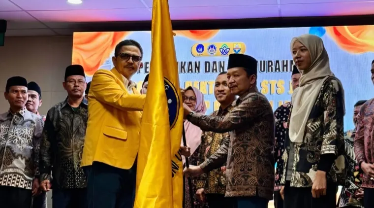 Kegiatan Pelantikan dan Silaturahmi DPW Iluni Universitas Negeri Padang Provinsi Jambi pada Jumat (24/7) bertempat di Aula Ampe Teater Rektorat UIN STS Jambi. Foto: ET