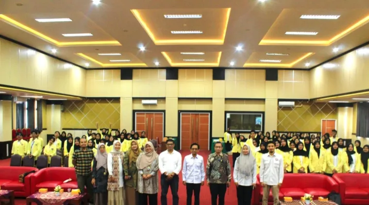 Program Studi Sastra Indonesia Fakultas Bahasa dan Seni Universitas Negeri Padang menyelenggarakan Workshop Magang Berdampak bagi Mahasiswa pada Rabu (1/7) di Auditoriem FBS UNP.
