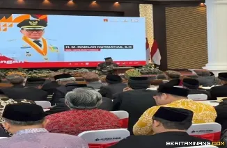 Dalam rangka peringatan satu abad jam gadang, Pemko Bukittinggi gelar seminar nasional tentang Bukittinggi Kota Perjuangan, di Balairung Rumah Dinas Wako, Kamis, (18/06)