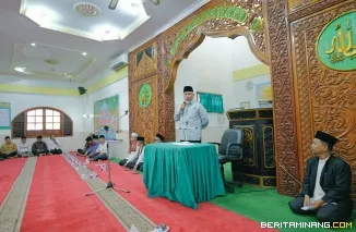 Gubernur Sumatera Barat Mahyeldi Membuka dan memberikan arahan kepada peserta lomba Khutbah Jum'at dan Azan Slta, Padang, Masjid Istighfar Parak Gadang , Sabtu (15/22/2026). Foto: Dok. Makopim/Adp