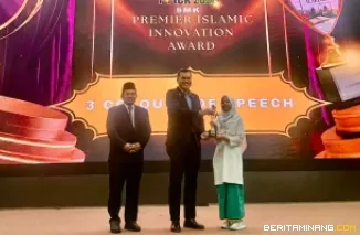 Nayla Syauqina Aufa, siswi kelas IX MTs DMP Diniyah Putri Padang Panjang, berhasil meraih Gold Medal dalam ajang Innovation, Fun Learning & Creative Research (I-FICR) 2026.