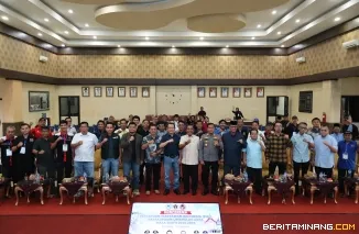 Buka Konferensi PWI Paliko, Wako Zulmaeta Kritik Media Merupakan Bagian Dari Evaluasi Pemerintah