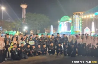 Sabtu malam (19/9/2026), Sekda Provinsi Sumbar, Arry Yuswandi foto bersama usai menghadiri acara penutupan MTQ Nasional XXXI di Lapangan Pancasila, Simpang Lima, Semarang. Foto: Adpim Sumbar