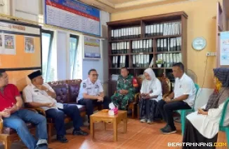 Sekretaris Daerah Pasaman Barat Doddy San Ismail turun langsung melakukan monitoring ke sejumlah nagari di Kecamatan Luhak Nan Duo, Rabu (22/7). fofo: h