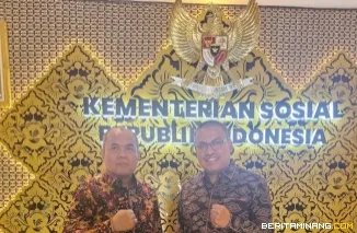 Sekretaris Daerah Provinsi (Sekdaprov) Sumbar, Arry Yuswandi, saat koordinasi dan konsultasi ke Ditjend Linjamsos Kemensos RI, Prof. Dr. Agus Zainal Arifin, S.Kom, M.Kom di Jakarta, Kamis (24/09/2026). Foto: Adpim Sumbar