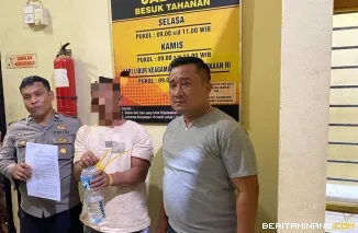 Tim URC Satreskrim Polres Pasaman Barat Ringkus Pelaku Pembobol Rumah di Nagari Aia Gadang(19/9). Foto : h