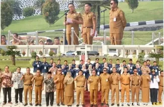 Wako Ramlan pimpinan apel pembukaan Bukittinggi Next Leader Angkatan I tahun 2026 di kampus IPDN Sumbar, Senin, (14/09)