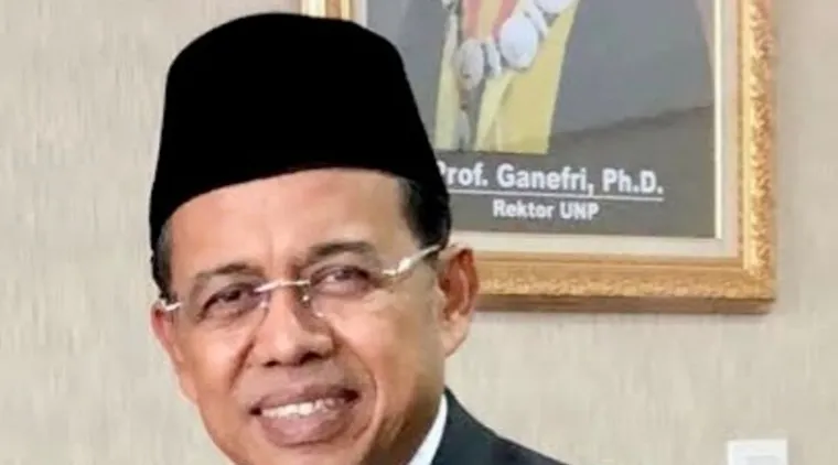 Senior Eksekutif UNP Prof. Ganefri.  Foto:Dok.