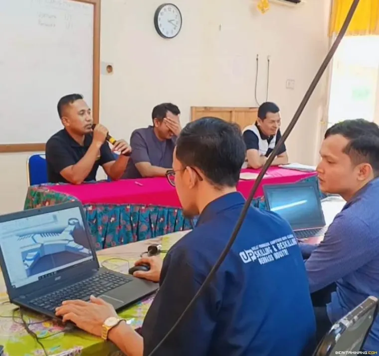 Peserta serius ikuti kegiatan.