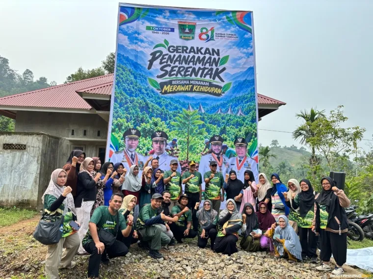 Foto bersama usai aki.