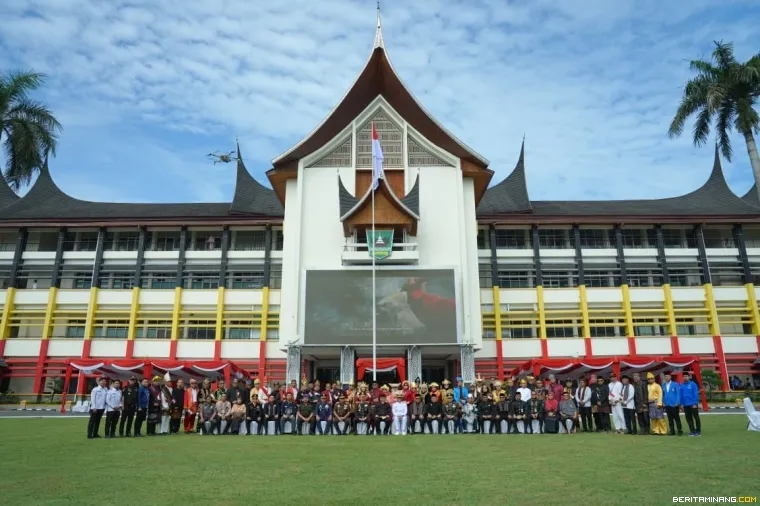 Foto bersama.