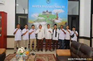 Karang Taruna Payakumbuh Siapkan Bisnis Maggot, Zulmaeta Siap Jadi Pembeli