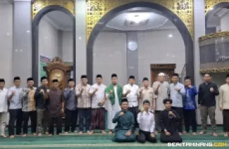 Kegiatan Subuh Mubarak yang dilaksanakan pada Jumat (23/10) bertempat di Masjid Raya Al-Azhar Kampus UNP Air Tawar Padang. Foto ET.