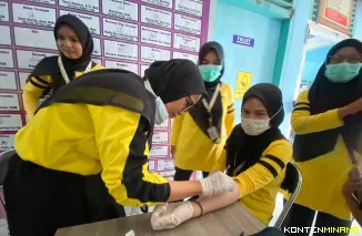 Tim Program TB Puskesmas Tapan bekerjasama dengan Dokter Puskesmas, melakukan Investigasi Kontak Untuk Cegah Penularan TB, Rabu (16/7/2025). Foto: Kominfo Pessel